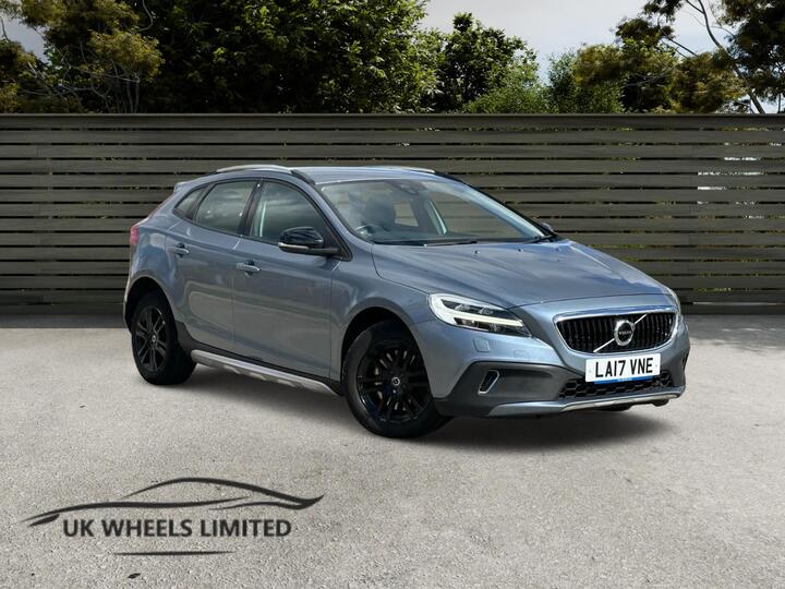 Volvo V40 Cross Country 1.5 T3 Nav Plus Auto Euro 6 (s/s) 5dr
