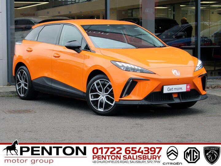 MG MG4 64kWh Trophy Long Range Auto 5dr