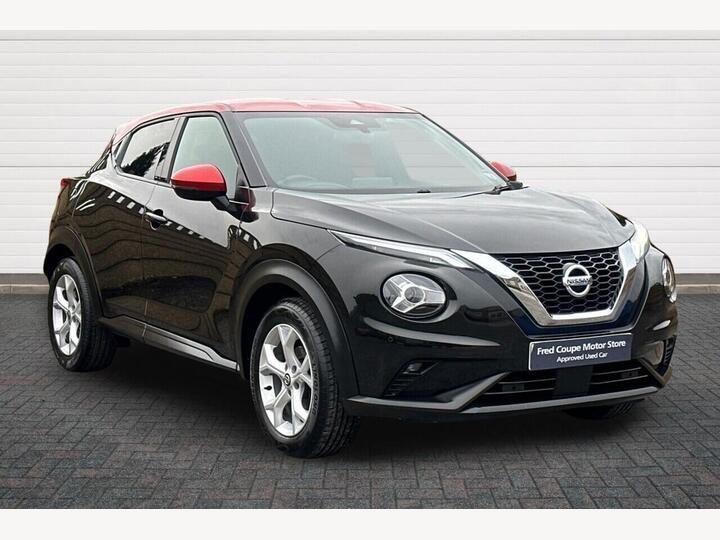 Nissan JUKE 1.0 DIG-T N-Connecta Euro 6 (s/s) 5dr Nissan JUKE 1.0 DIG-T N-Connecta Euro 6 (s/s) 5dr