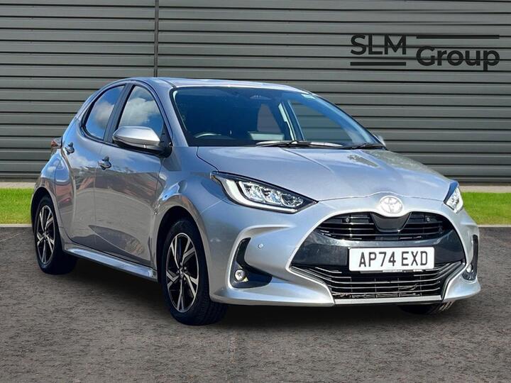 Toyota Yaris 1.5 VVT-h Design E-CVT Euro 6 (s/s) 5dr