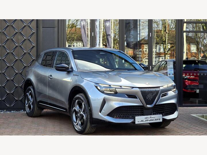 Alfa Romeo Junior 54kWh Elettrica Sport Speciale Auto 5dr