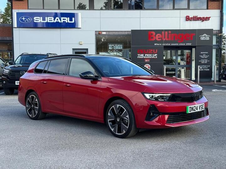 Vauxhall Astra Electric 54kWh Ultimate Sports Tourer Auto 5dr