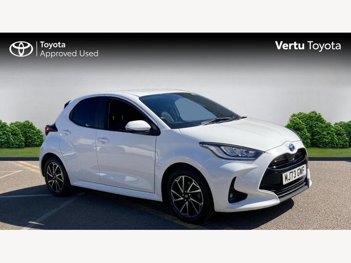 Toyota Yaris 1.5 VVT-h Design E-CVT Euro 6 (s/s) 5dr