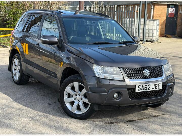 Suzuki Grand Vitara 1.9 DDiS SZ5 4WD Euro 5 5dr