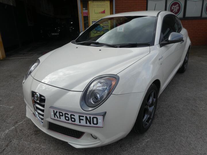 Alfa Romeo MiTo 875 TB TwinAir QV Line Euro 6 (s/s) 3dr