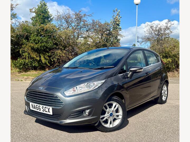 Ford Fiesta 1.25 Zetec Euro 6 5dr