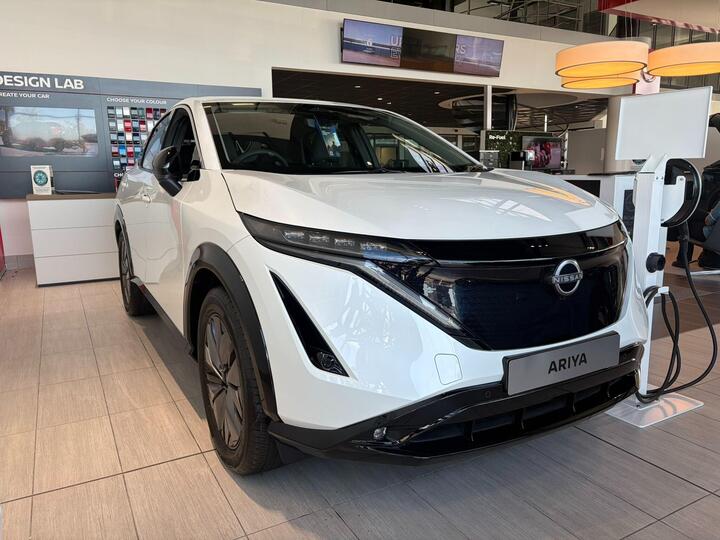 Nissan ARIYA 63kWh Shiro Auto 5dr 7.4kW Charger