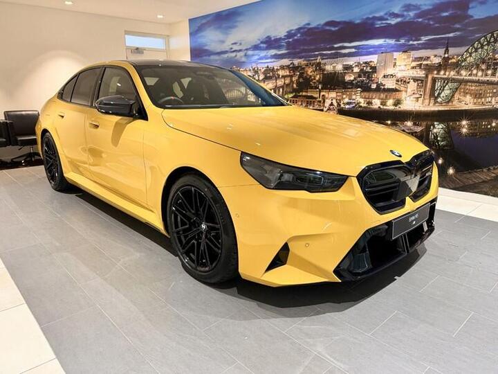 BMW M5 4.4 22.1kWh Steptronic XDrive Euro 6 (s/s) 4dr