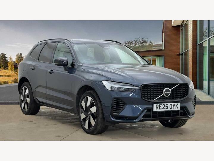 Volvo XC60 2.0h T8 18.8kWh Ultra Dark Auto AWD Euro 6 (s/s) 5dr