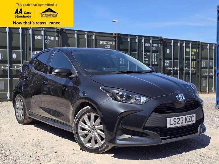 Toyota Yaris 1.5 VVT-h Icon E-CVT Euro 6 (s/s) 5dr