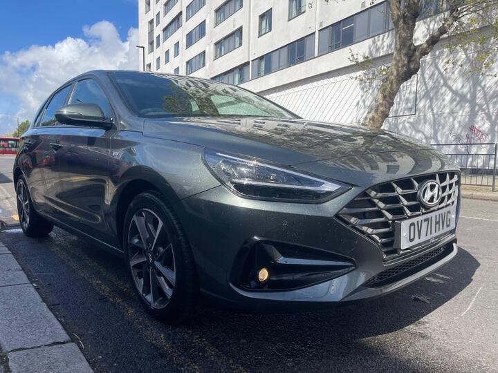 Hyundai I30 1.6 CRDi MHEV Premium DCT Euro 6 (s/s) 5dr