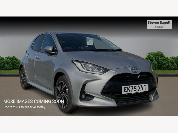 Toyota Yaris 1.5 VVT-h Design E-CVT Euro 6 (s/s) 5dr