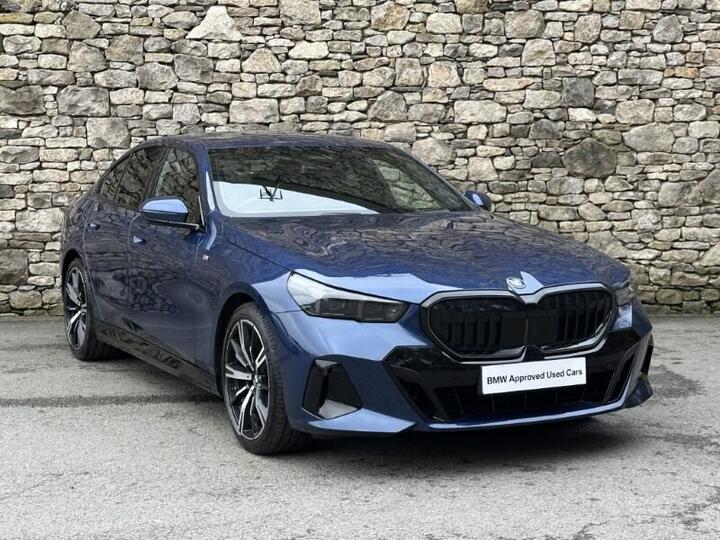 BMW 5 Series 2.0 520i MHT M Sport Pro Steptronic Euro 6 (s/s) 4dr