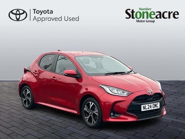 Toyota Yaris 1.5 VVT-h Design E-CVT Euro 6 (s/s) 5dr Toyota Yaris 1.5 VVT-h Design E-CVT Euro 6 (s/s) 5dr