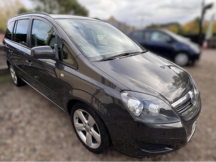 Vauxhall Zafira 1.6 16V Exclusiv Euro 5 5dr Vauxhall Zafira 1.6 16V Exclusiv Euro 5 5dr