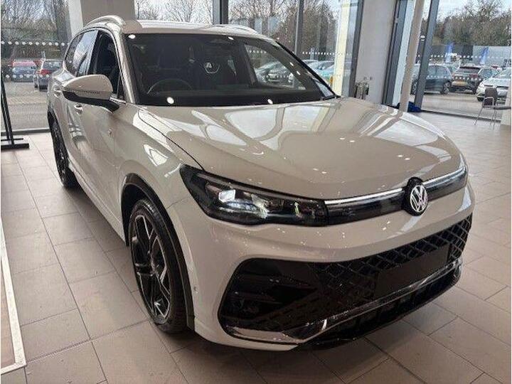 Volkswagen Tiguan 2.0 TDI R-Line DSG Euro 6 (s/s) 5dr