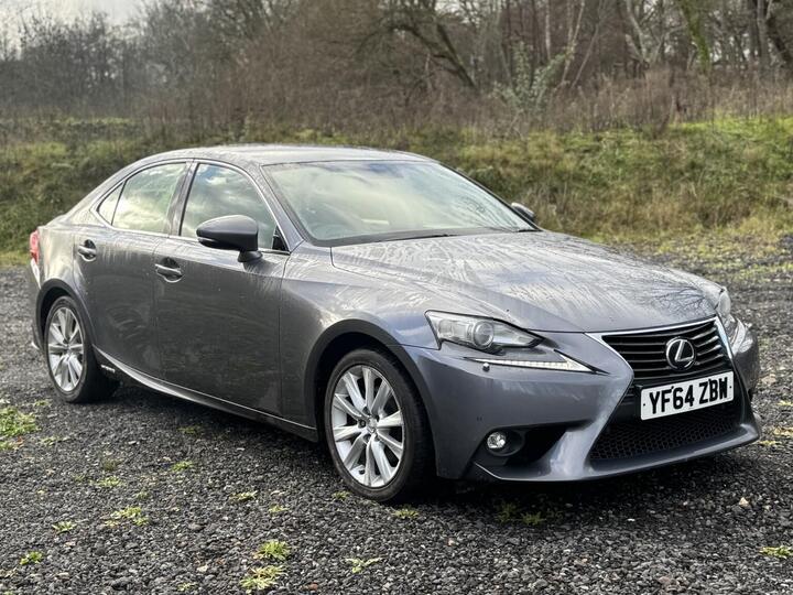 Lexus IS 2.5 300h Executive Edition E-CVT Euro 5 (s/s) 4dr