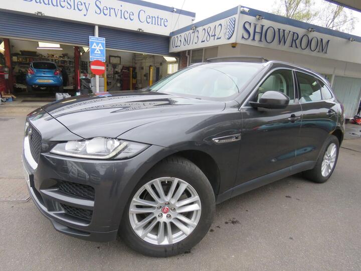 Jaguar F-PACE 2.0 D180 Portfolio Auto AWD Euro 6 (s/s) 5dr
