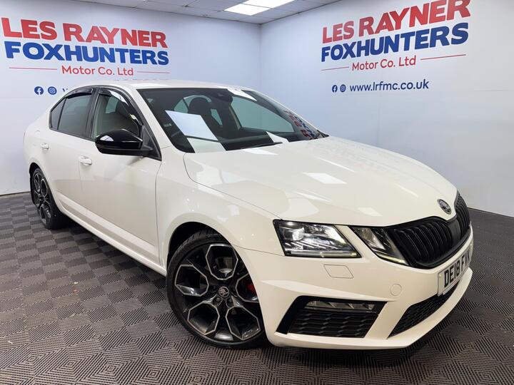 Skoda Octavia 2.0 TDI VRS DSG Euro 6 (s/s) 5dr Skoda Octavia 2.0 TDI VRS DSG Euro 6 (s/s) 5dr