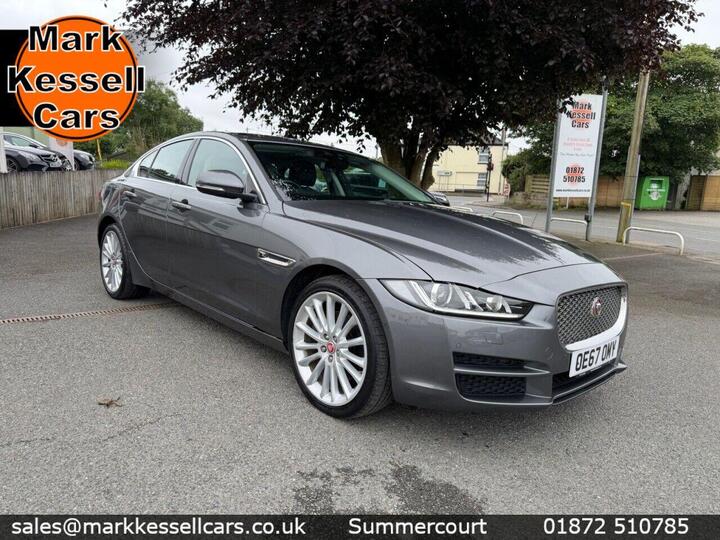 Jaguar XE 2.0d Portfolio Auto AWD Euro 6 (s/s) 4dr