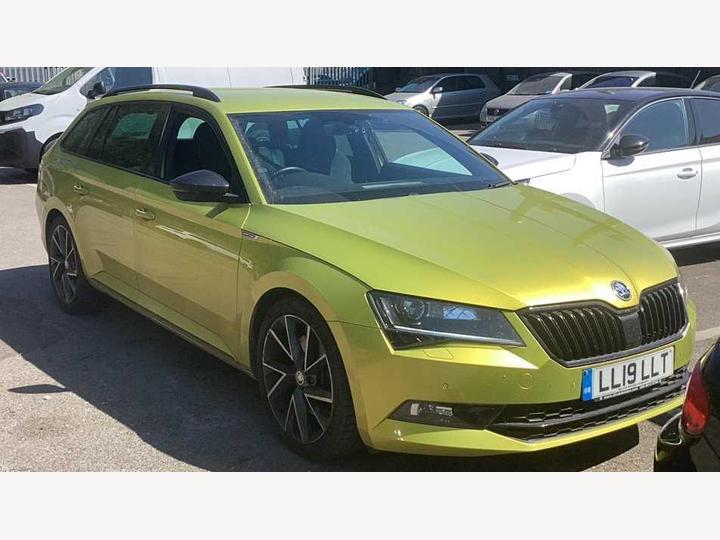 Skoda Superb 2.0 TSI SportLine Plus DSG 4WD Euro 6 (s/s) 5dr