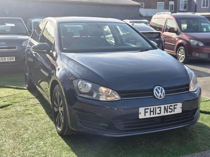 Volkswagen Golf 1.6 TDI BlueMotion Tech SE Euro 5 (s/s) 5dr