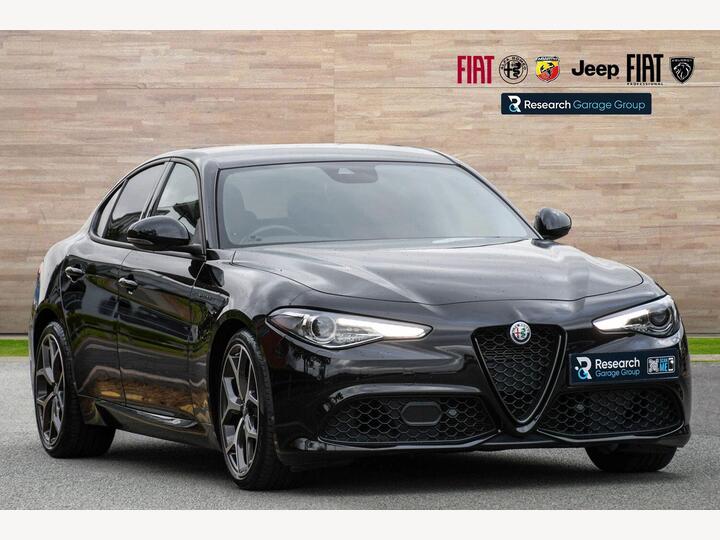 Alfa Romeo Giulia 2.0T Veloce Auto Euro 6 (s/s) 4dr Alfa Romeo Giulia 2.0T Veloce Auto Euro 6 (s/s) 4dr