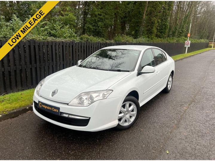 Renault LAGUNA 2.0 EXPRESSION 16V 5d 140 BHP Over 100 Cars In Stock