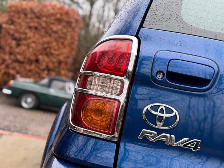 Toyota RAV4 2.0 VVT-i Granite 4WD 5dr