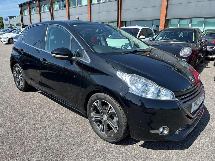 Peugeot 208 ONLY 14, 914 MILES BARGAIN PRICE