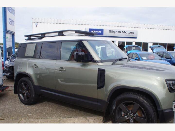 Land Rover Defender 2.0 SD4 SE Auto 4WD Euro 6 (s/s) 5dr
