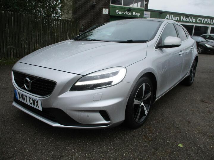 Volvo V40 2.0 T3 R-Design Euro 6 (s/s) 5dr