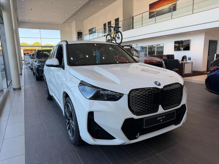 BMW IX1 20 66.5kWh Shadow Edition Auto EDrive 5dr (22kW Charger)