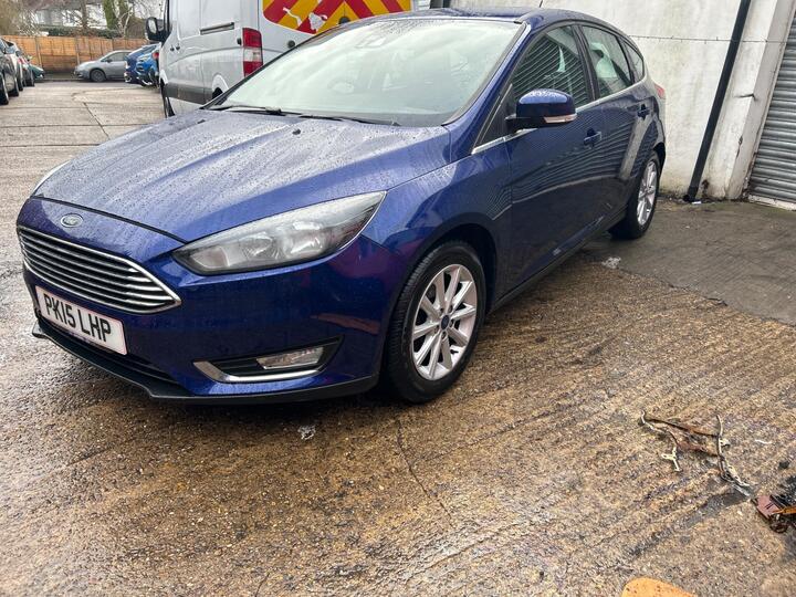 Ford Focus 1.6 Titanium Powershift Euro 6 5dr