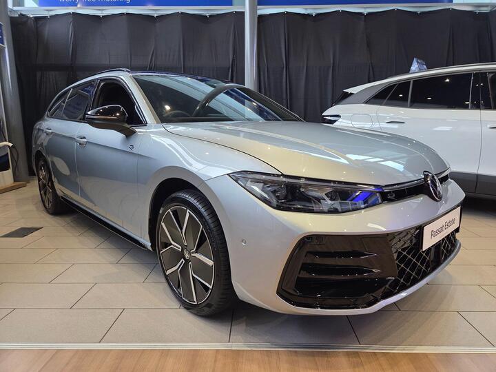 Volkswagen Passat 1.5 TSI EVO R-Line DSG Euro 6 (s/s) 5dr