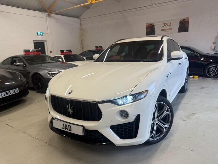 Maserati LEVANTE 3.0 V6 ZF 4WD Euro 6 (s/s) 5dr