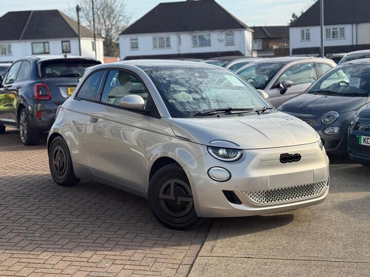 Fiat 500e 42kWh Giorgio Armani Auto 3dr