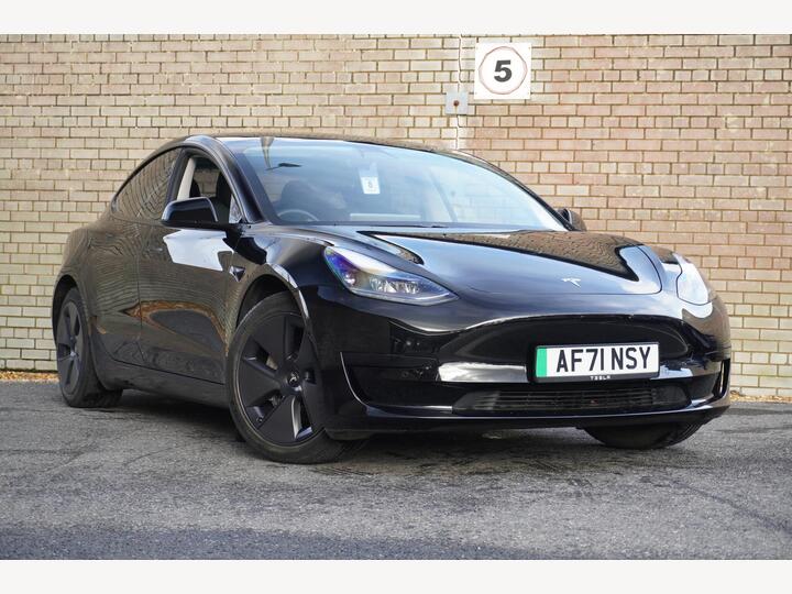 Tesla MODEL 3 Standard Range Plus Auto RWD 4dr