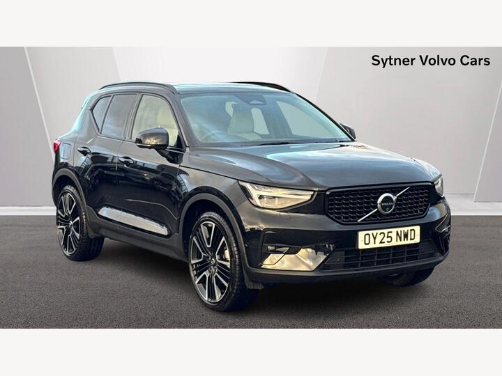 Volvo XC40 2.0 B4 MHEV Ultra Dark DCT Auto Euro 6 (s/s) 5dr
