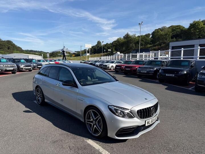 Mercedes-Benz C CLASS 4.0 C63 V8 BiTurbo AMG (Premium) SpdS MCT Euro 6 (s/s) 5dr