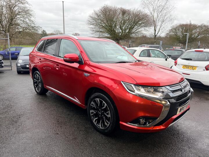 Mitsubishi Outlander 2.0h 12kWh 4h CVT 4WD Euro 6 (s/s) 5dr Mitsubishi Outlander 2.0h 12kWh 4h CVT 4WD Euro 6 (s/s) 5dr