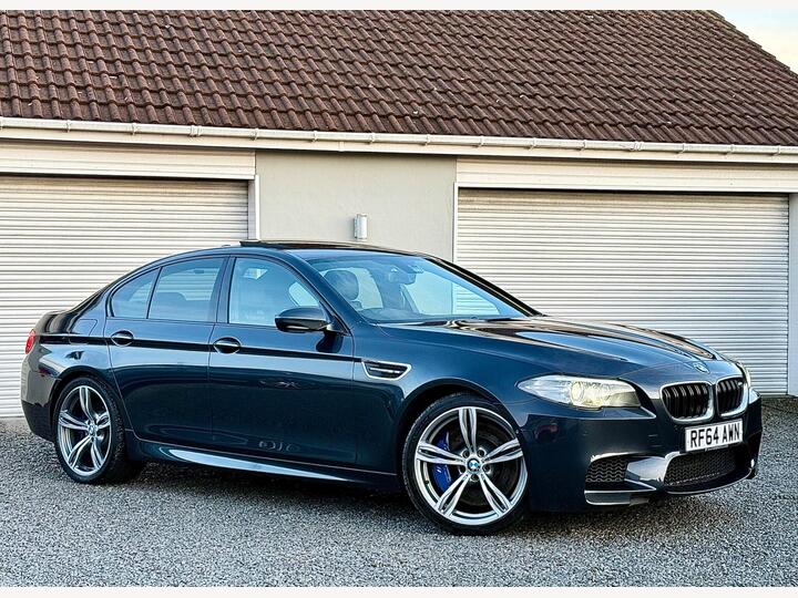 BMW M5 4.4 V8 DCT Euro 6 (s/s) 4dr
