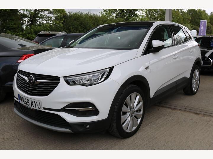 Vauxhall Grandland X 1.2 Turbo Elite Nav Auto Euro 6 (s/s) 5dr