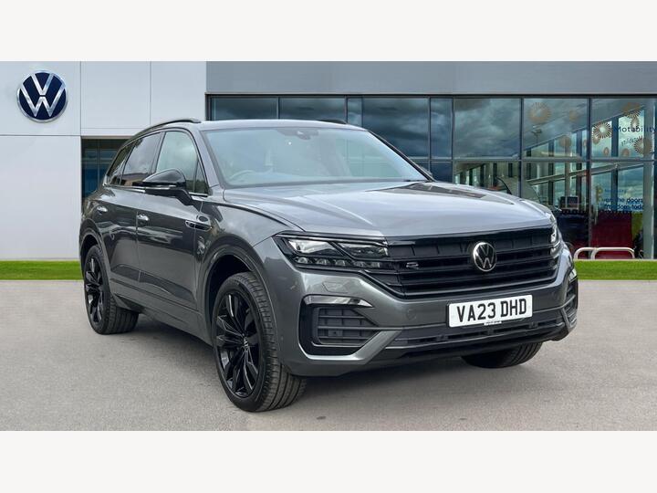 Volkswagen Touareg 3.0 TDI V6 Black Edition Tiptronic 4Motion Euro 6 (s/s) 5dr