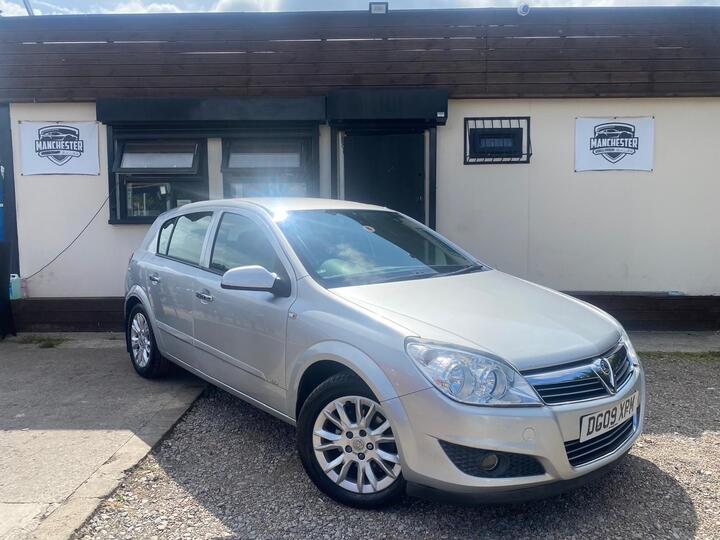 Vauxhall Astra 1.4i 16v Active Plus 5dr