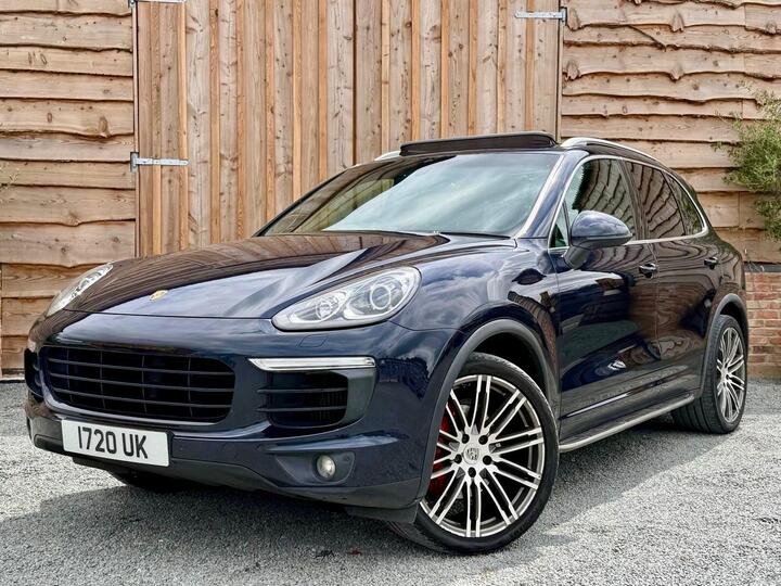 Porsche Cayenne 3.0 TD V6 TiptronicS 4WD Euro 6 (s/s) 5dr Porsche Cayenne 3.0 TD V6 TiptronicS 4WD Euro 6 (s/s) 5dr