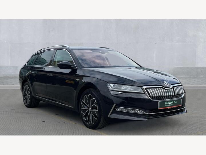 Skoda Superb 1.4 TSI IV 13kWh Laurin & Klement DSG Euro 6 (s/s) 5dr Skoda Superb 1.4 TSI IV 13kWh Laurin & Klement DSG Euro 6 (s/s) 5dr