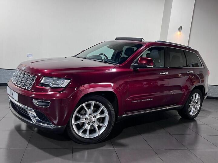 Jeep GRAND CHEROKEE 3.0 V6 CRD Summit Auto 4WD Euro 6 5dr Jeep GRAND CHEROKEE 3.0 V6 CRD Summit Auto 4WD Euro 6 5dr