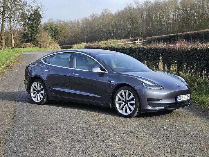 Tesla Model 3 Standard Range Plus Auto RWD 4dr Tesla Model 3 Standard Range Plus Auto RWD 4dr
