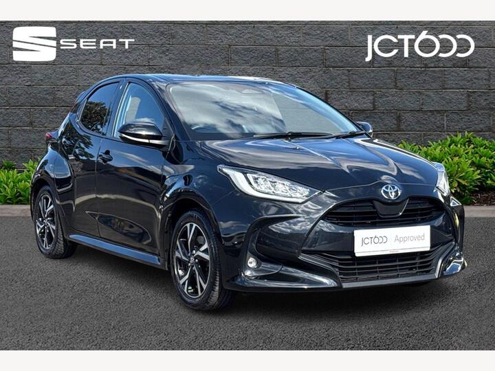 Toyota Yaris 1.5 VVT-h Design E-CVT Euro 6 (s/s) 5dr